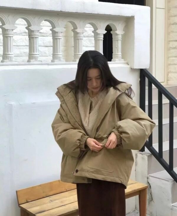立體連帽羽絨外套