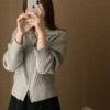 S__63397938_0 雙開拉鍊直條針織外套