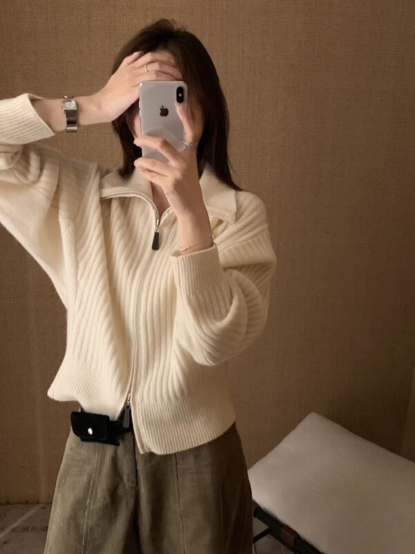 S__63397946_0 雙開拉鍊直條針織外套